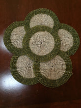 Lade das Bild in den Galerie-Viewer, Green &amp; Silver Bead Coasters - Set of 6
